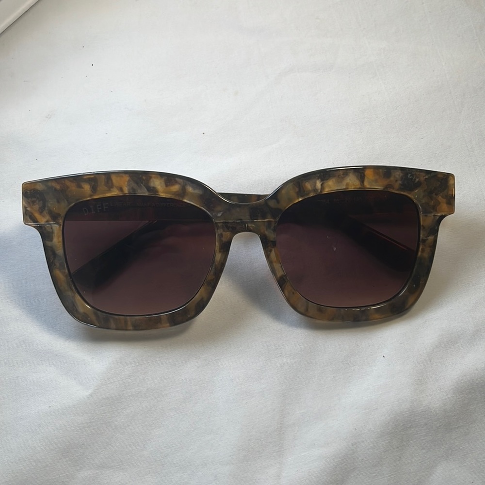 Diff Sunglasses - image 1
